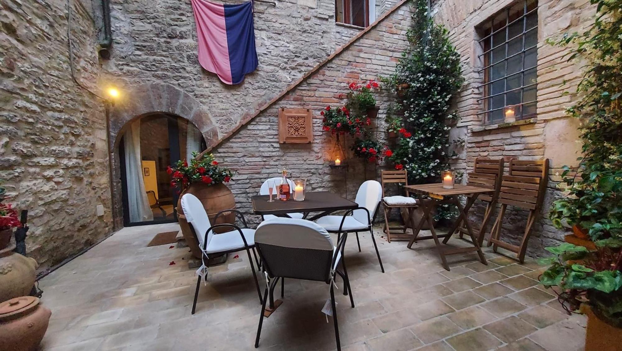 Saint Francis Apartment Assisi Eksteriør billede